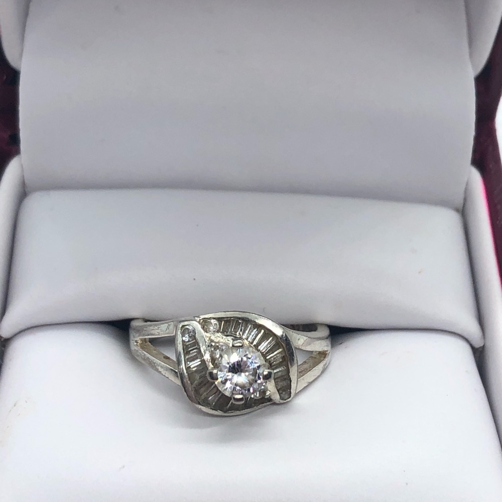 925 Sterling Silver Ring